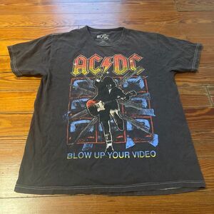 Acdc-rag Men's Black and Grey T-shirt